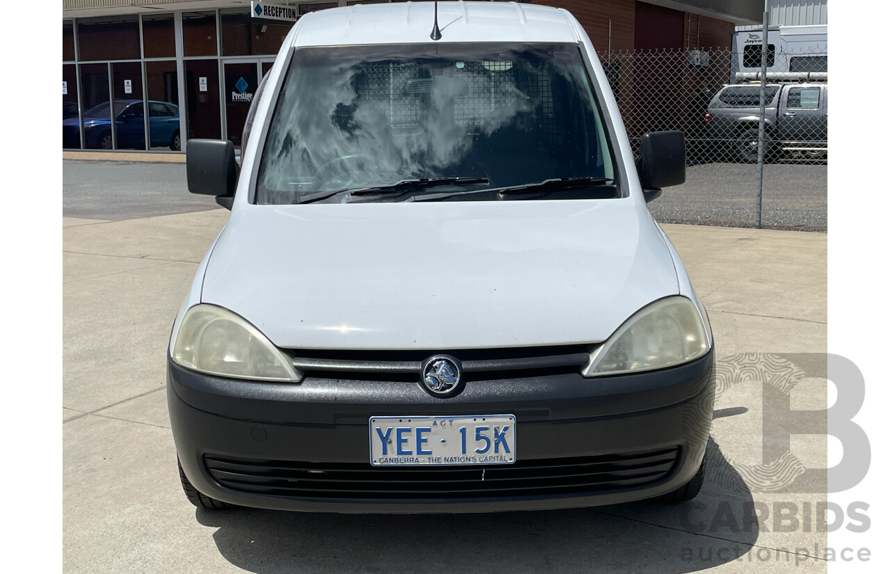 9/2003 Holden Combo  XC Van White 1.6L