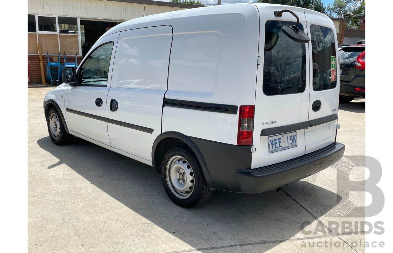 9/2003 Holden Combo  XC Van White 1.6L