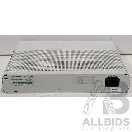 Cisco Catalyst (WS-C2960CG-8TC-L V03) 2960-CG Series 8-Port Gigabit Ethernet Switch