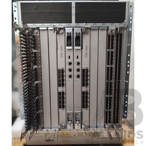 EMC (ED-DCX8510-8B) 10-Slot Switch Chassis