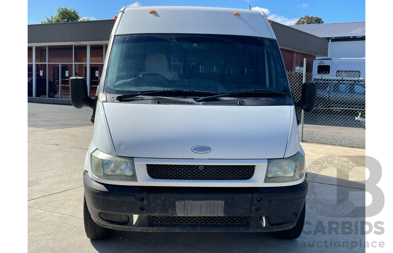 6/2004 Ford Transit MID (mwb) VH Van White 2.4L