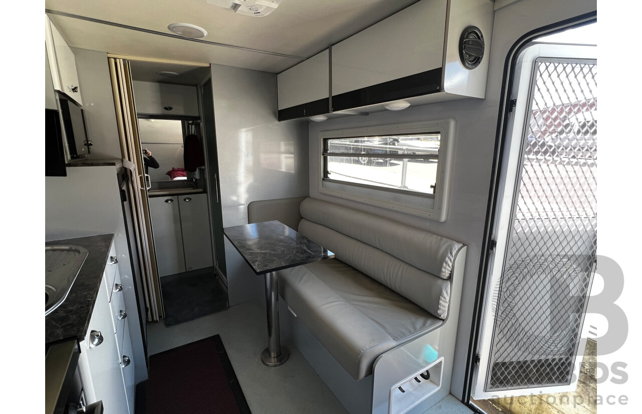 06/2015 Grandcruiser 1550 Xtrax Caravan