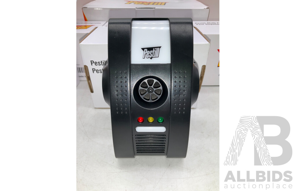 PESTILL Multifunction ElectroSonic Pest Repeller (X5) & PESTILL Possum Repeller - Lot of 6 - Total ORP $199.99