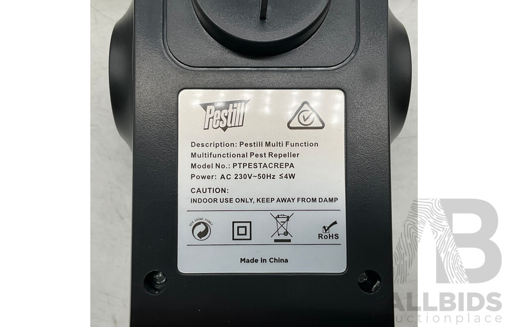 PESTILL Multifunction ElectroSonic Pest Repeller (X5) & PESTILL Possum Repeller - Lot of 6 - Total ORP $199.99