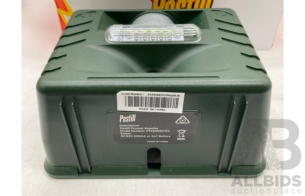 PESTILL Multifunction ElectroSonic Pest Repeller (X5) & PESTILL Possum Repeller - Lot of 6 - Total ORP $199.99