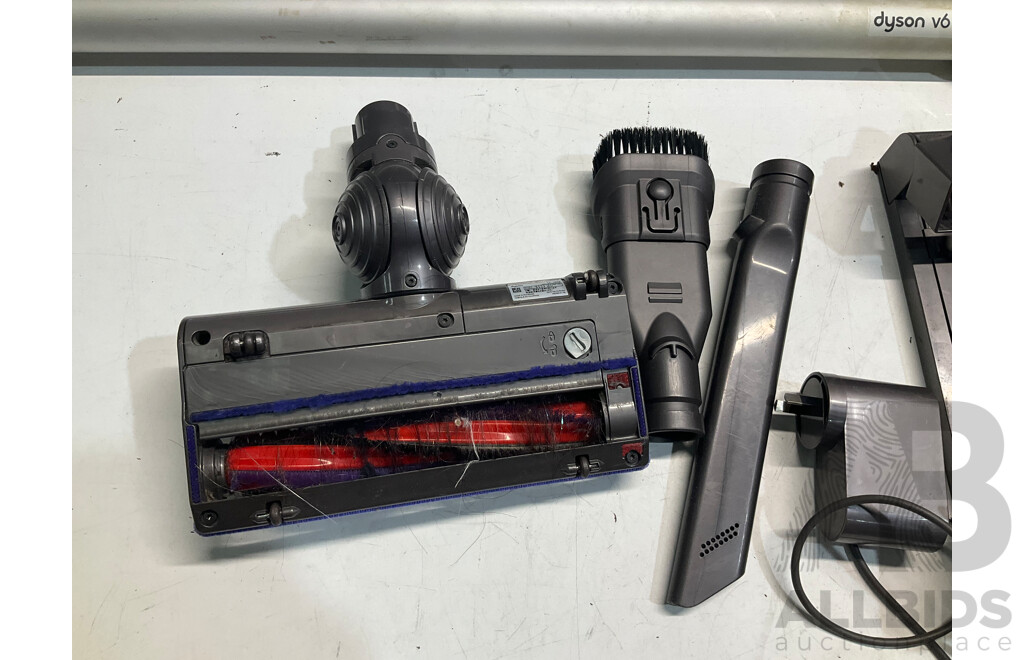 DYSON V6 Slim Handstick Vacuum Cleaner - Estimated ORP $399