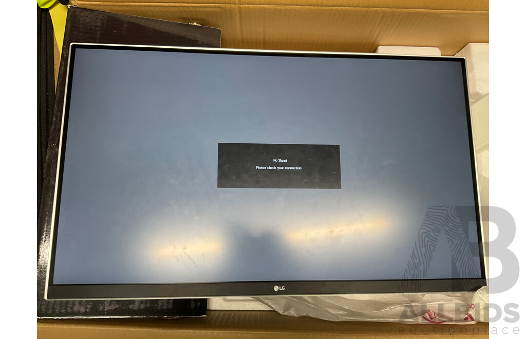 LG (27UD88) 27'' UHD 4K IPS Monitor - ORP $529.00