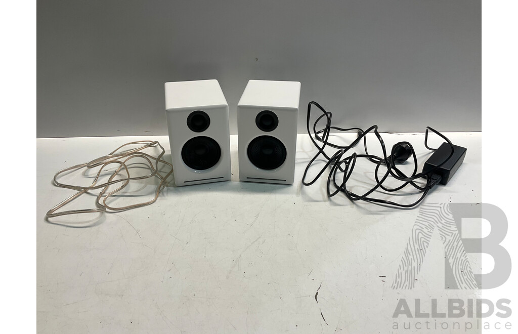 AUDIOENGINE A2+ Wireless Computer Speakers White - ORP $379.00