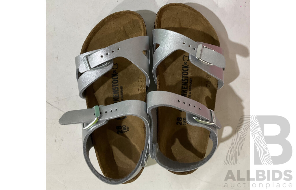 CLANKS Kids School Shoes(8)(8.5)(9) & HAVAIANAS Kids Slippers (25-28) & BIRKENSTOCK Kids Slipers (28) - Lot of 7 - Estimated Total ORP $349.00