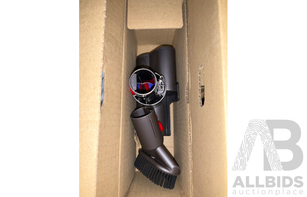 DYSON V11 Torque Drive Cordless Vacuum Cleaner - ORP $1499.99