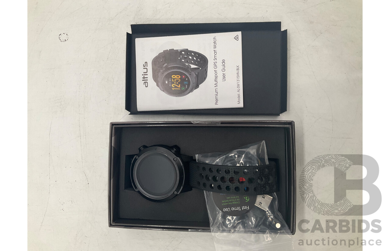 NAVMAN GPS - Altius Premium Multisport Gps Smart Watch - MOOCHIES Smart Watch - CYGNETT Phone Holder (Lof of 4) Estimated ORP $500