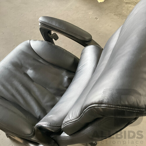 TRUE WELLNESS Executive Chair (Black) Estimated ORP $380