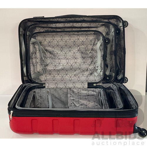 TOSCA ORBIT 3PCE LUGGAGE SET - ORP $199