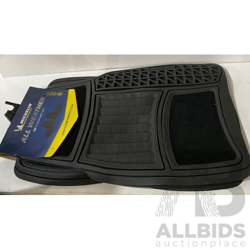 MICHELIN, NAVMAN Car Accessories - LOT of 30 - Approximately ORP $492.98
