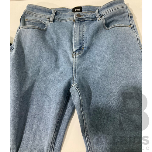 LEE, LADY HATHAWAY, LE COQ SPORTIF, PUMA, NAUTICA, CALVIN KLEIN Clothing - Lot of 8 - Estimated ORP $199.99