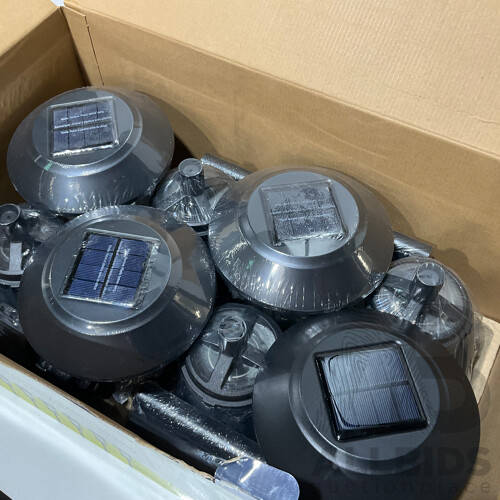 Naturally Solar GTX Pathway Lights 8 Pack - ORP $99.99