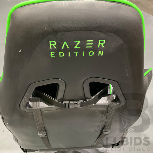  Tarok Essentials - Razer Edition Gaming Chair by Zen