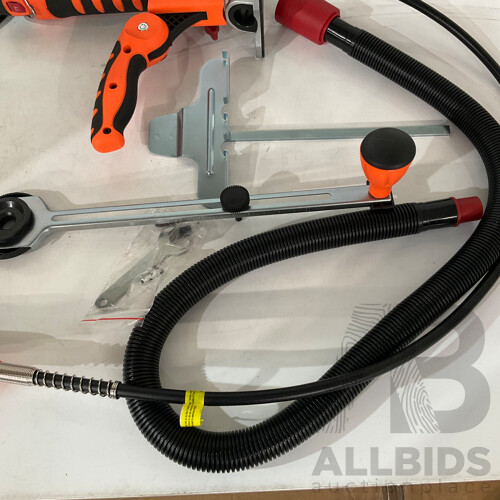 THE RENOVATOR (JD3361) Twist a Saw (INCOMPLETE) Estimated ORP $100