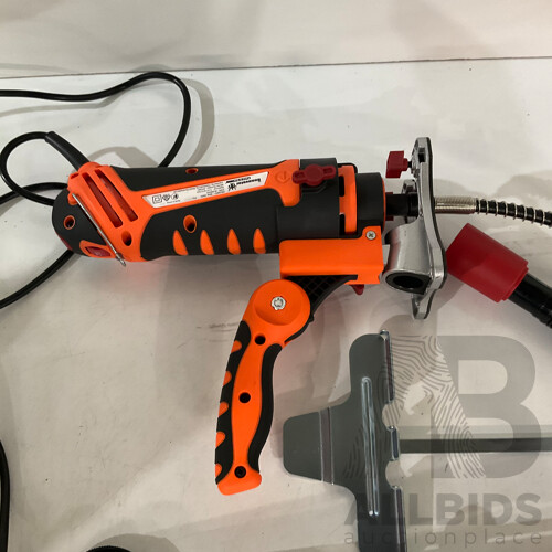 THE RENOVATOR (JD3361) Twist a Saw (INCOMPLETE) Estimated ORP $100