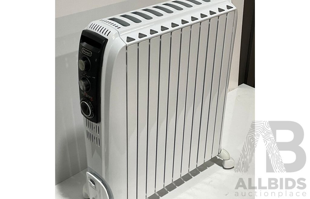 DeLonghi TRD442400MT 2400W Dragon4 Oil Column Heater With Timer ORP 319