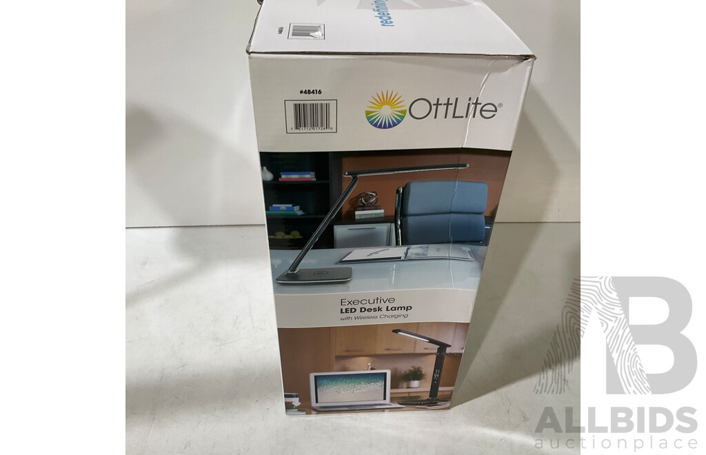 OTTLITE LED Woodgrain Desk Lamp,  OTTLITE Executive Desk Lamp With Wireless Charging Base, MORPHY RICHARDS (MRPB20PK) Portable Blender - LOT of 3 - ORP $157.97