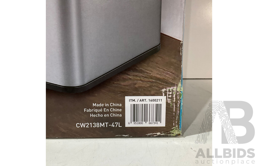 SENSIBLE ECO LIVING Step Bin 47L (1600211), CLARK (CL10007.C5A) Round Basin Mixer - LOT of 2 - TOTAL ORP $302.94
