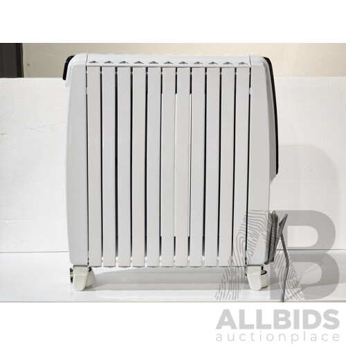 DeLonghi (Trd42400mt)  Dragon 4 Oil Filled Radiator - ORP $319