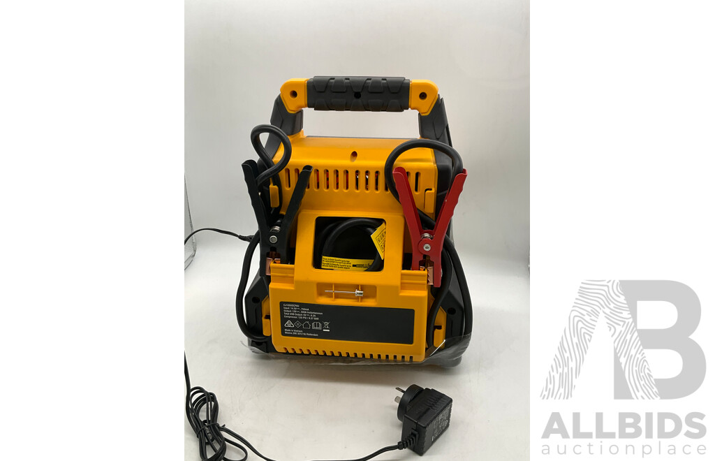 CAT (CJ1000DCPAU) Jumpstarter & Air Compressor - ORP $144.99