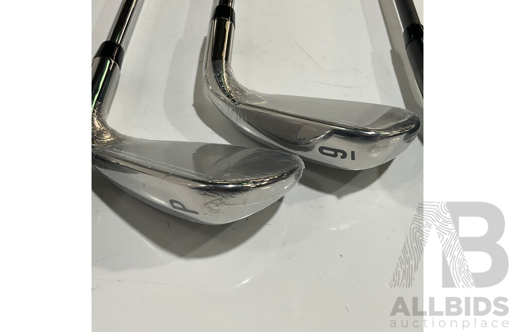 CALLAWAY (1204122) Mens Left Hand Golf Club 10 Piece Steel Shaft Irons and Graphite Woods - ORP $799.99