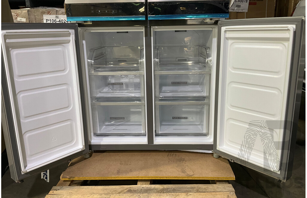 Whirlpool (WQ70900SXX) 595L 4 Door Refrigerator - ORP $1899.99