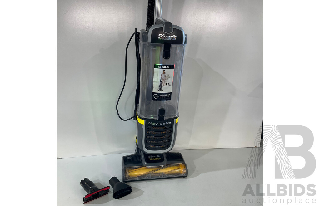 SHARK (ZU62ANZ) Navigator Pet With Self-Cleaning Brushroll Vacuum - Total - ORP $319