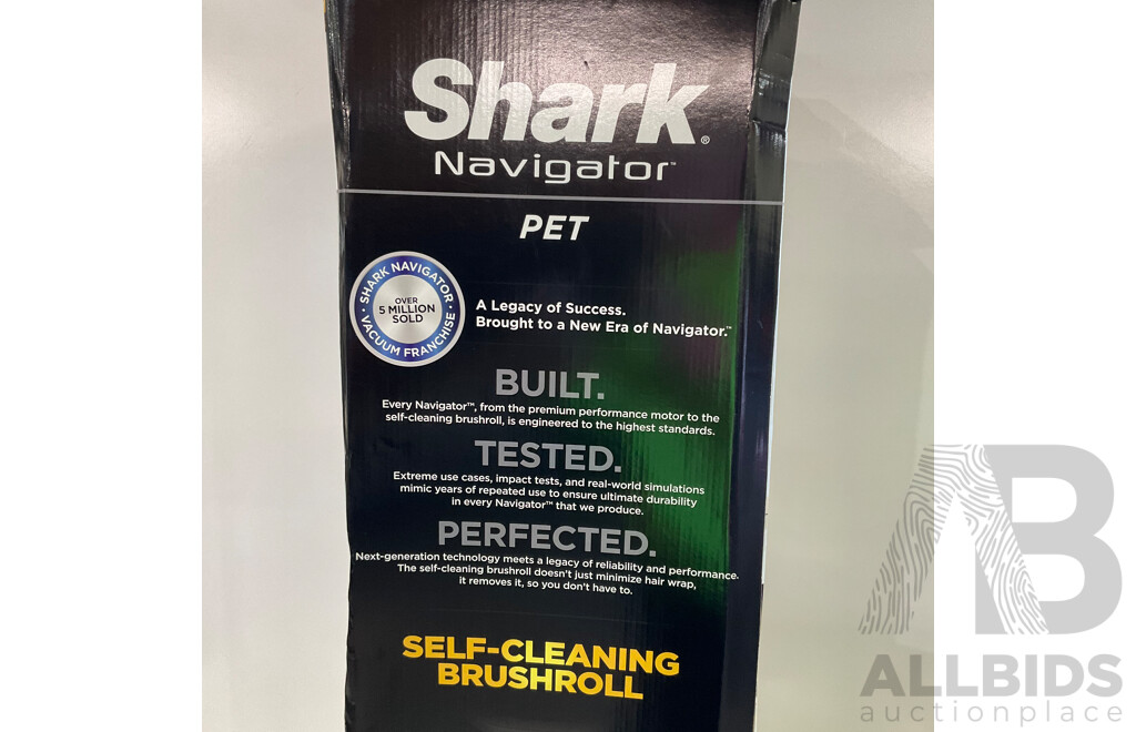 SHARK (ZU62ANZ) Navigator Pet With Self-Cleaning Brushroll Vacuum - Total - ORP $319
