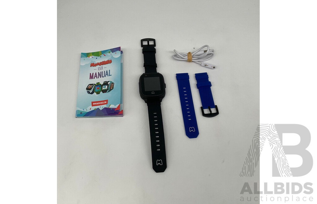 MOOCHIES (5060623281519) Connect Black Watch + Navy Strap - Estimated ORP $179.95