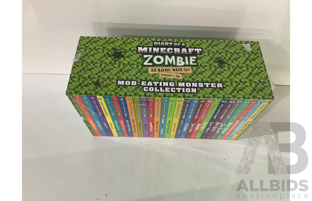 HOTWHEELS (GRH28) Mario Kart Circuit, MINECRAFT Zombie 28 Book Box Set - LOT of 2 - TOTAL ORP $174.99