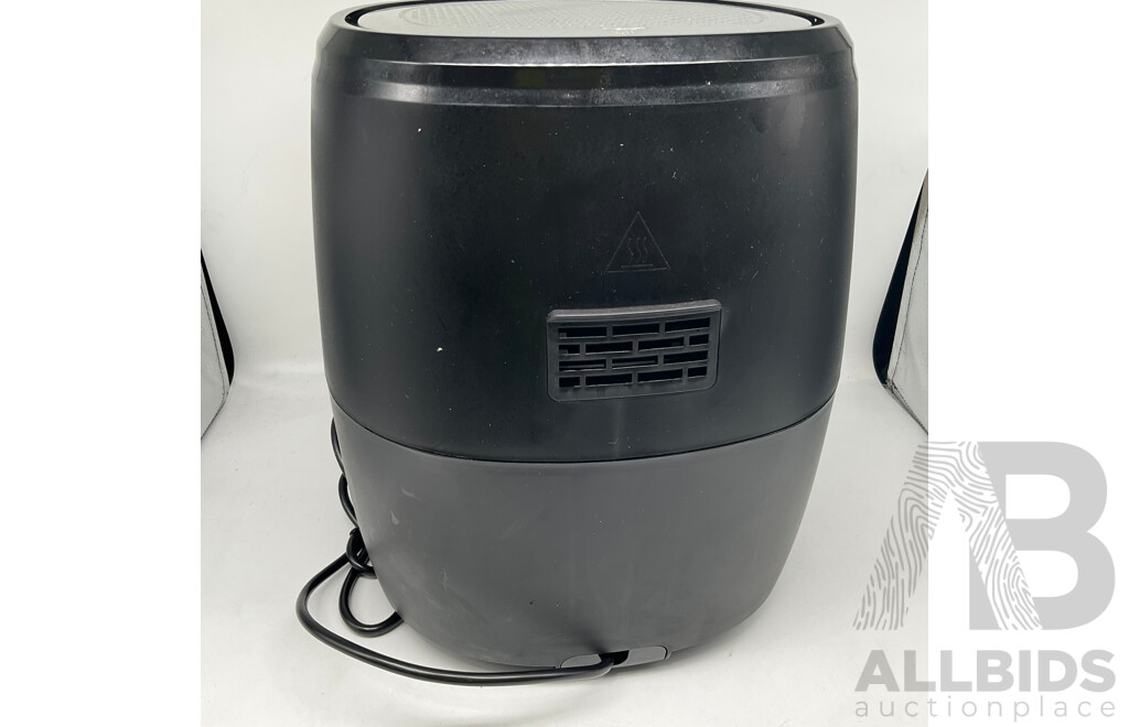 Gourmia 6.7L Digital Air Fryer, BRITA Aluna XL Water Filter Jug 3.5L With Filters, Tefal FV4093 Ultragliss Iron - LOT of 3 - ORP$209.97