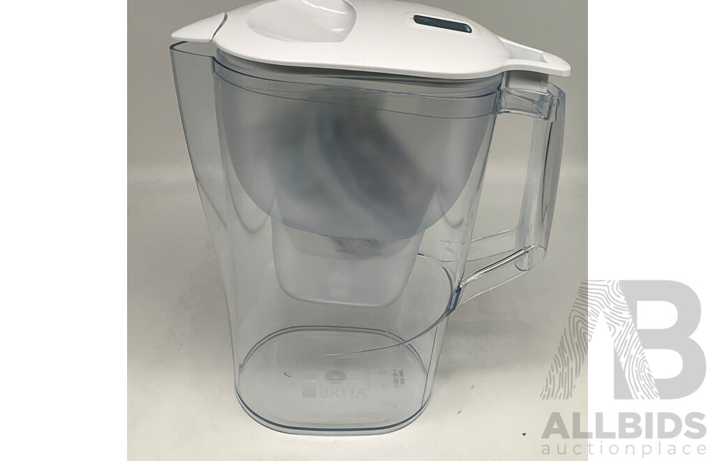 Gourmia 6.7L Digital Air Fryer, BRITA Aluna XL Water Filter Jug 3.5L With Filters, Tefal FV4093 Ultragliss Iron - LOT of 3 - ORP$209.97