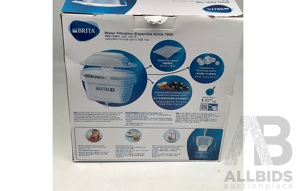 Gourmia 6.7L Digital Air Fryer, BRITA Aluna XL Water Filter Jug 3.5L With Filters, Tefal FV4093 Ultragliss Iron - LOT of 3 - ORP$209.97
