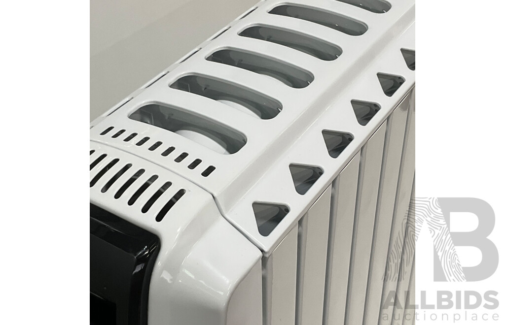 DELONGHI (TRD42400ET) Dragon 4 - Oil Column Heater With Electronic Controls and Timer - ORP  $409.00