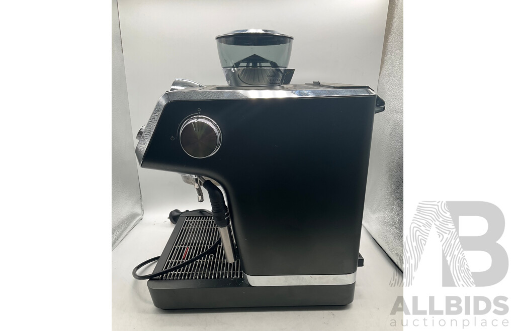 DELONGHI Coffee Machine (EC933x) - ORP - $999.00