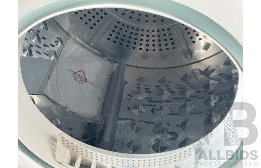 EUROMAID (DE6KG) 6kg Vented Dryer ORP $599.99