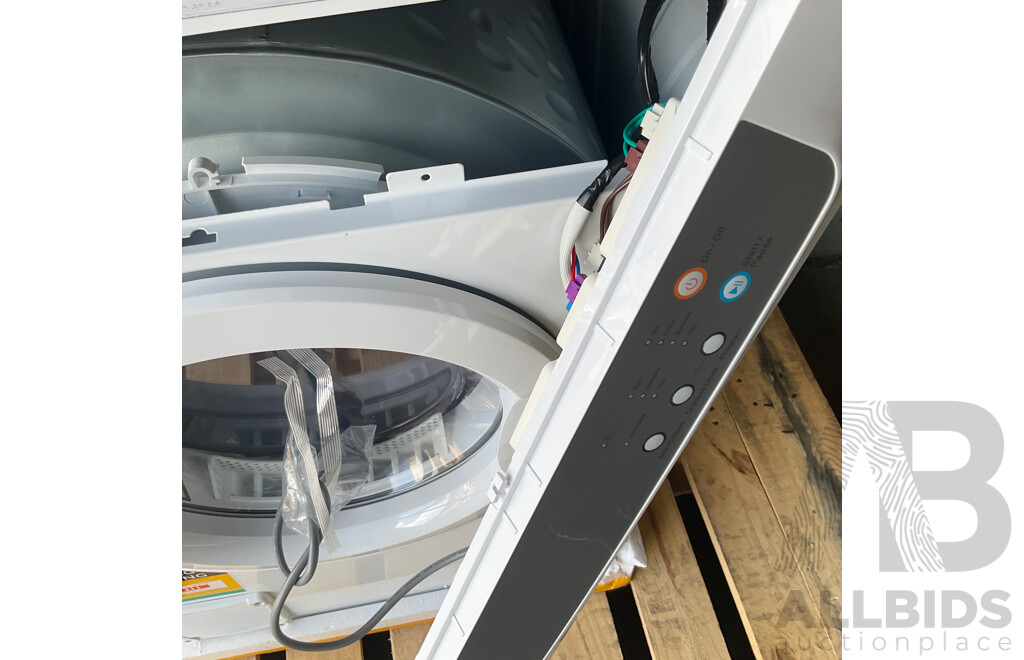 EURO (E7SDWH) – 7KG Wall Mountable Sensor Clothes Dryer ORP $329.00