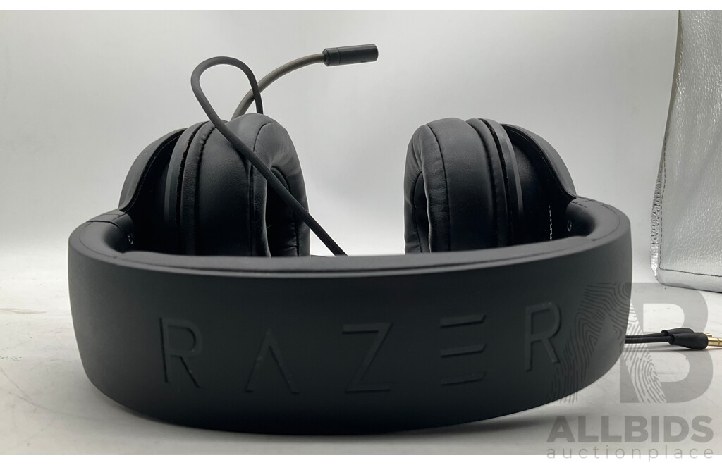SPHERE Webcam - RAZOR Barracuda X Headphones - CYGNETT Charge Up Power Bank X 2 - CYGNETT USB Cables - Lot of 5 - ORP $370