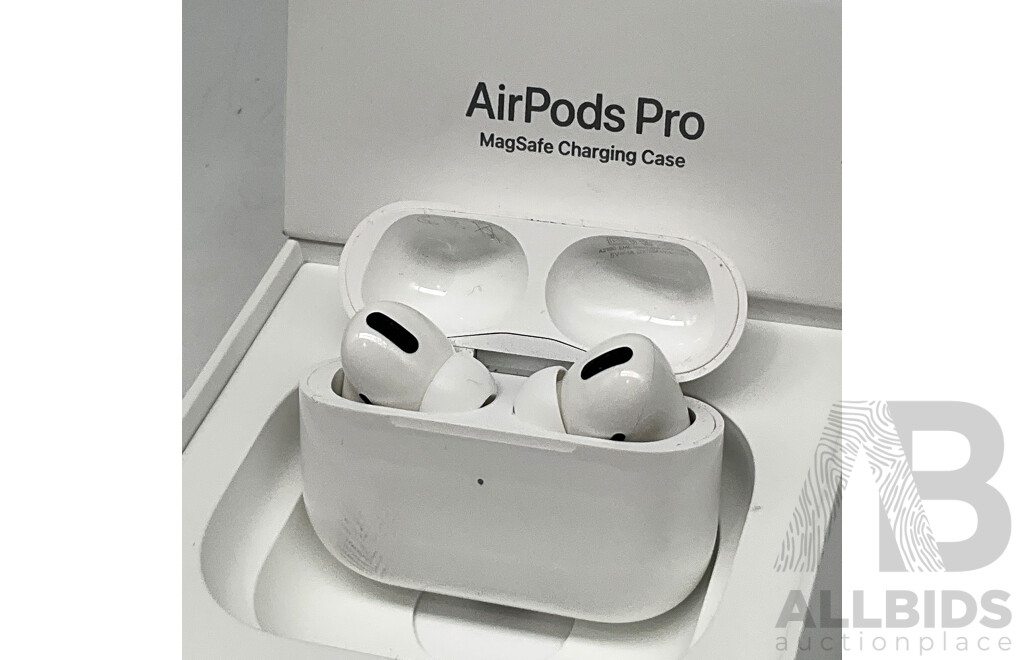 APPLE (MLWK3ZA/A) AirPods Pro With Magsafe Charging Case - ORP $369.99