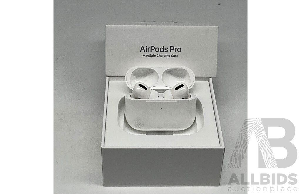 APPLE (MLWK3ZA/A) AirPods Pro With Magsafe Charging Case - ORP $369.99