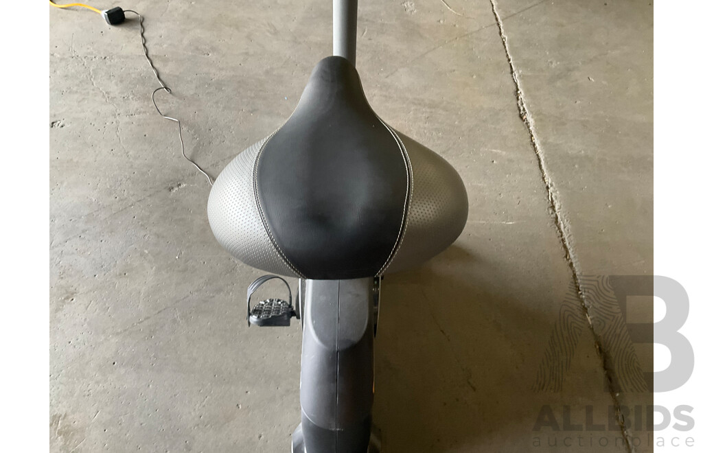 NORDICTRACK (NTEVEX39018) GX 2.7U Exercise Bike - USED - ORP $699.99