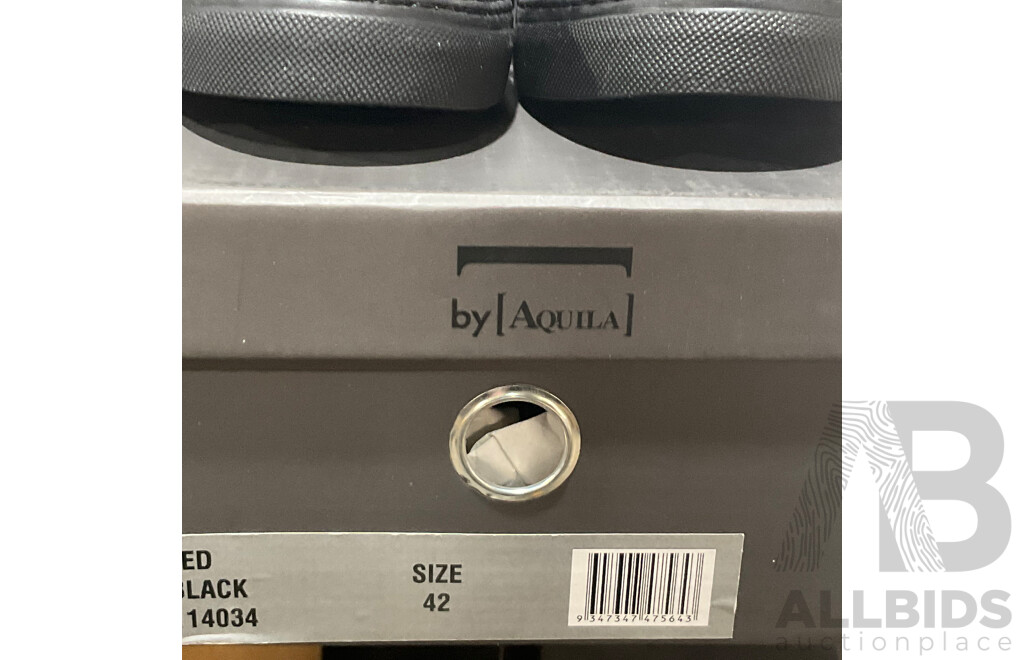 AQ by Aquila JED - UK Size 42 (Blue) X 2 - AQ by Aquila JED - UK Size 42 (Black) X 2 - Lot of 4 - Total ORP $600.00
