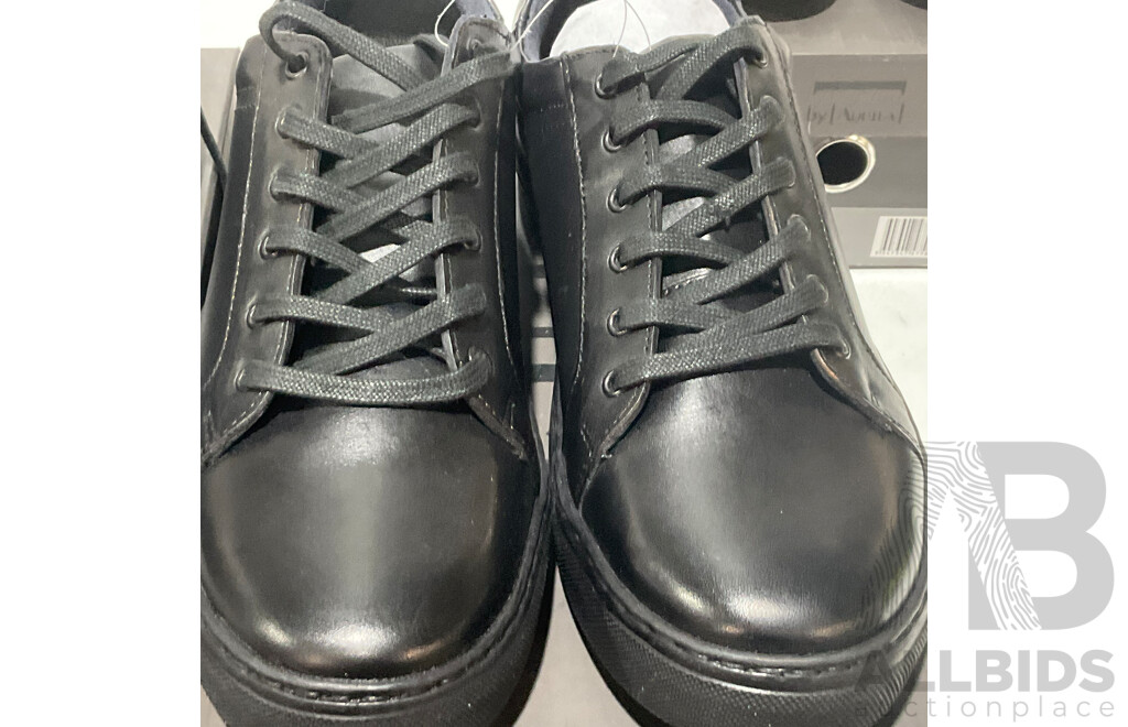 AQ by Aquila JED - UK Size 42 (Blue) X 2 - AQ by Aquila JED - UK Size 42 (Black) X 2 - Lot of 4 - Total ORP $600.00
