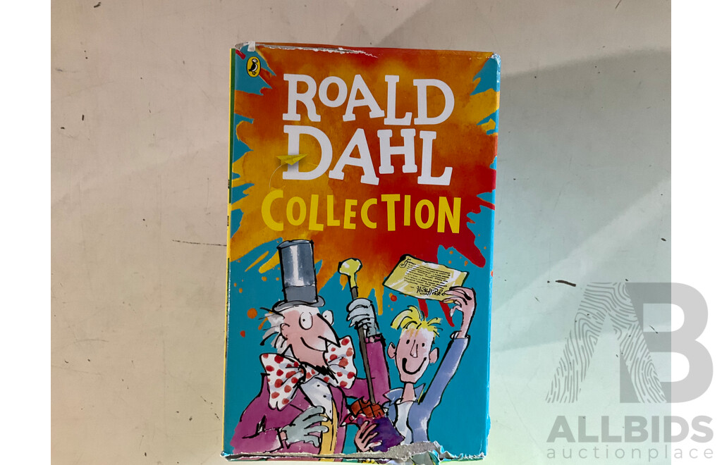 ROALD DAHL 16 Book Collection Box Set & PAW PATROL Play Book  - Lot of 4 - Estimated Total ORP $239.00