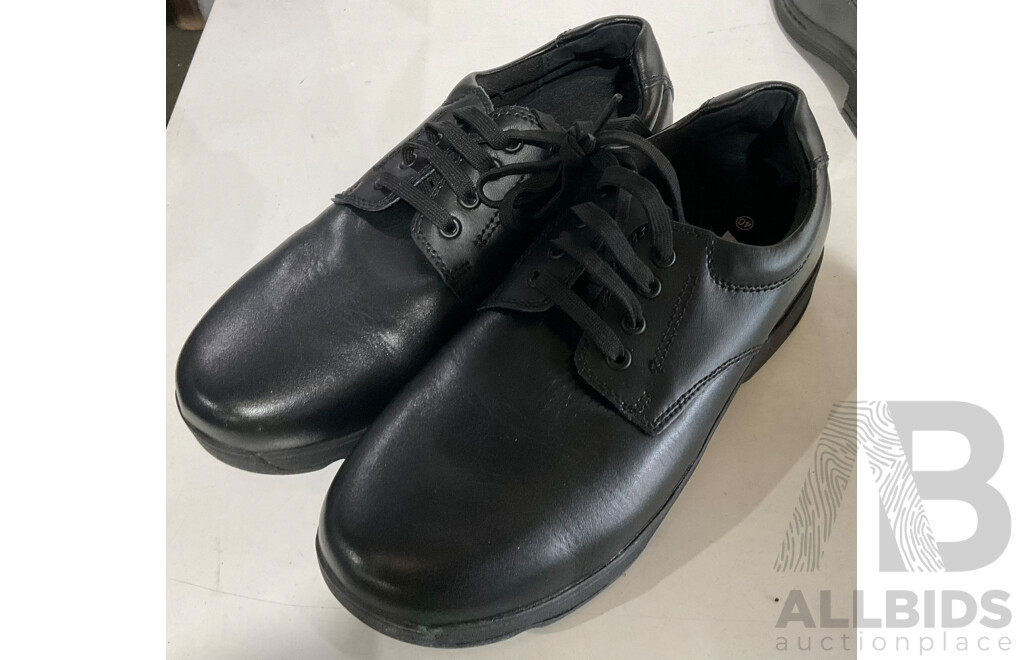 SUREFIT Black School Shoes (Size 39/40) - Lot of 3 - ORP $420.00