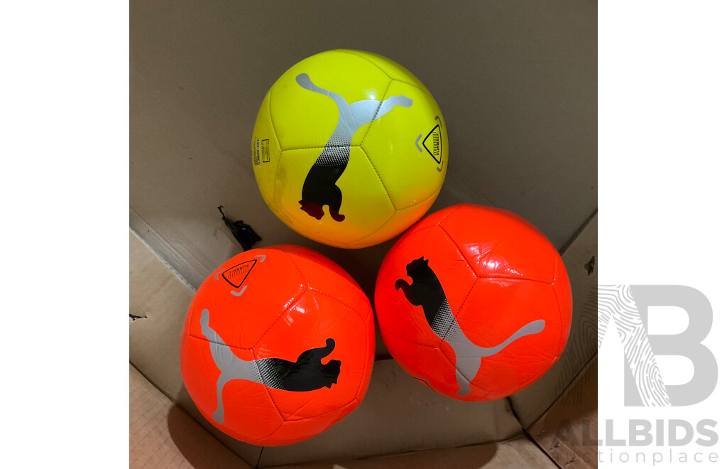 PUMA Puma Icon Soccer Ball (Orange/Yellow)(Size 5) - Lot of 3 - Estimated Total ORP $99.00